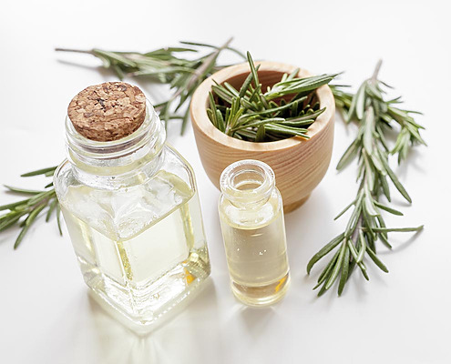 How to Dilute Rosemary Oil for Hair?