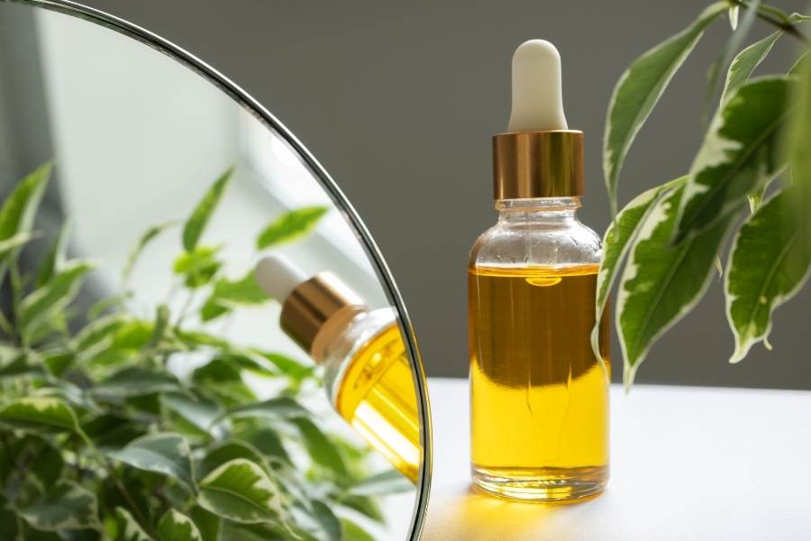 How to Use Serum Oil for Hair?