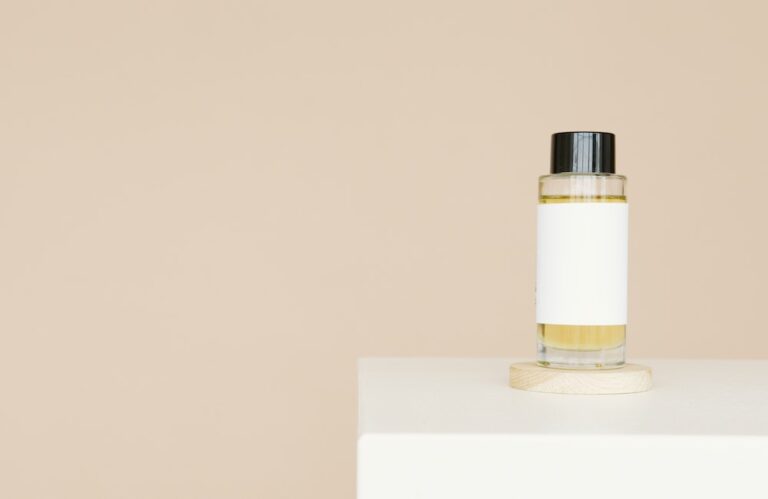 The Role of Hair Oils in Headache Relief The Role of Hair Oils in Headache Relief