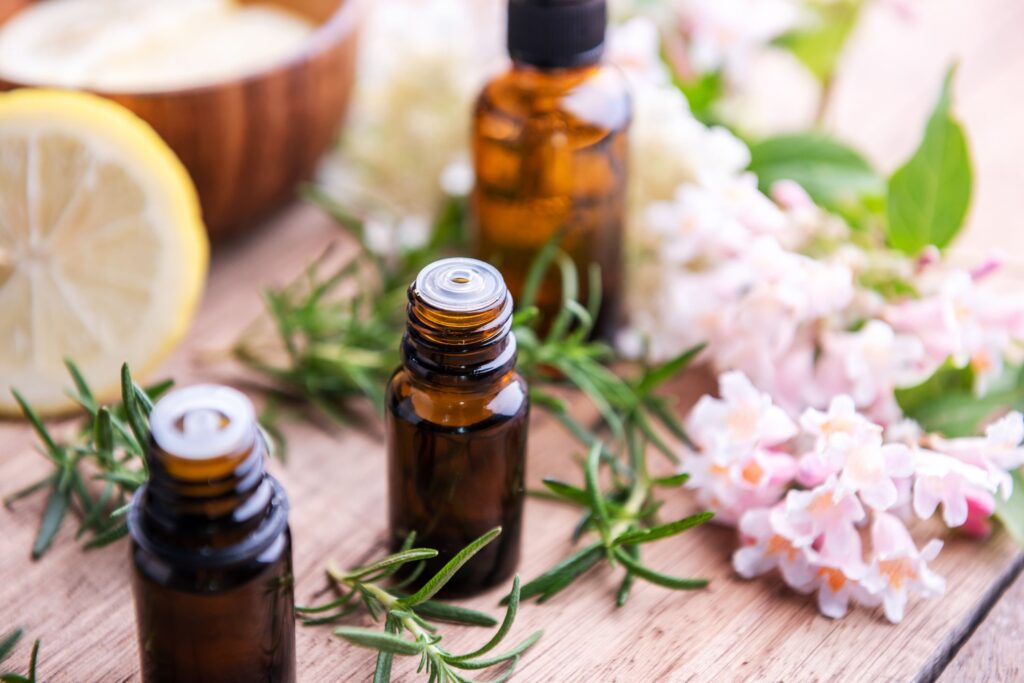 What can I Mix with Rosemary Oil for My Hair